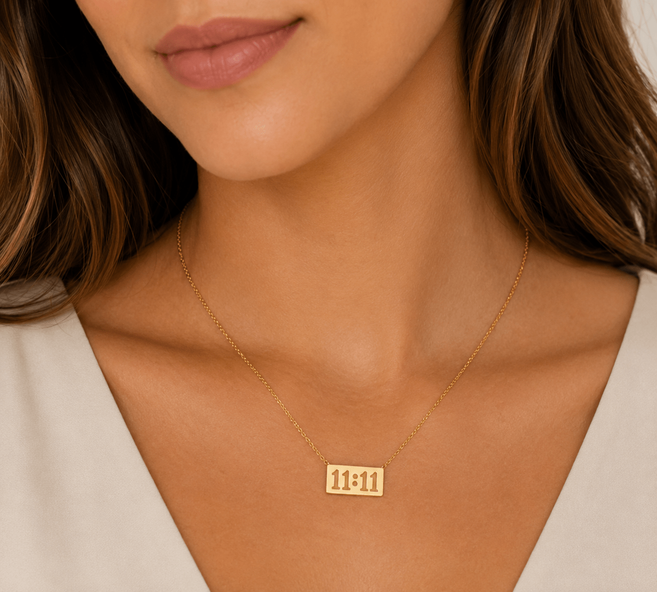 Side view of Midnight Manifest Necklace showing the chain