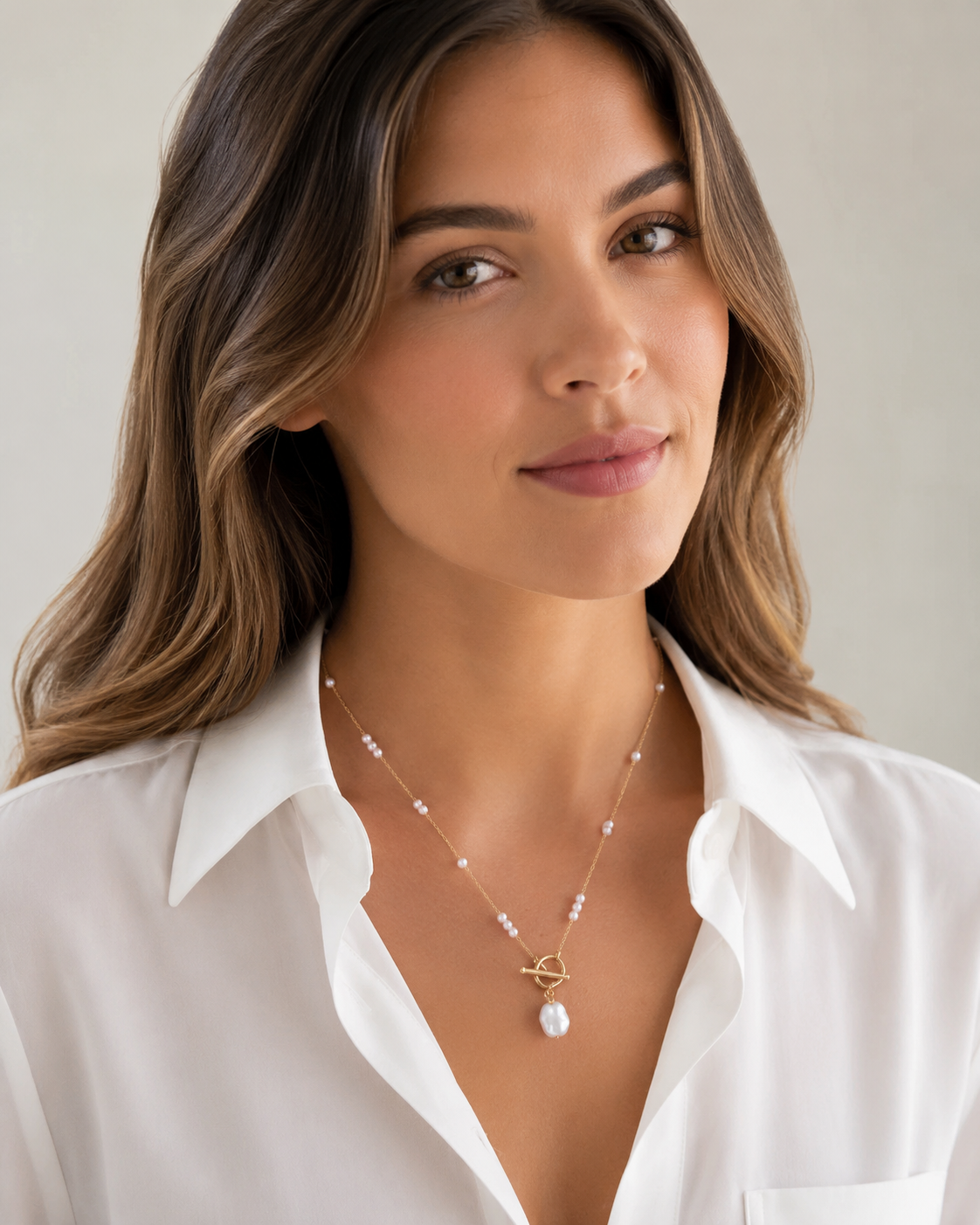 Mia Gold Baroque Pearl Long Necklace, detail