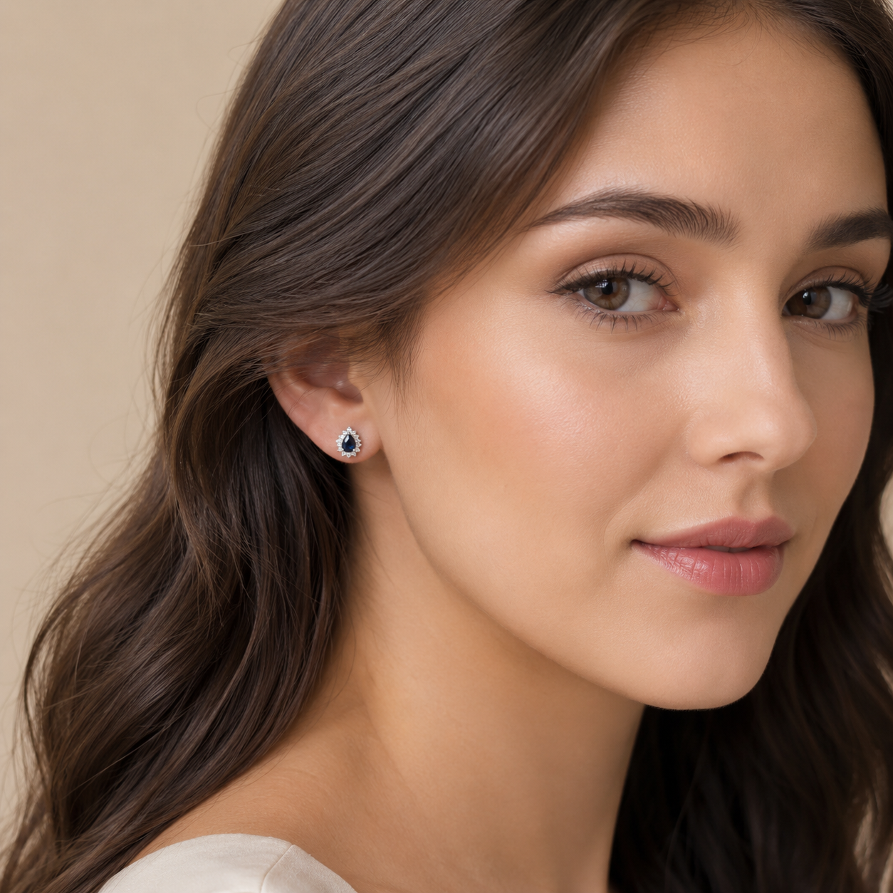 Noa Silver Teardrop Stud Earrings worn on model